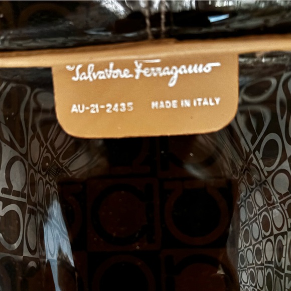 SALVATORE FERRAGAMO Translucent Gancini Logo Shoulder Bag - Picture 5 of 13